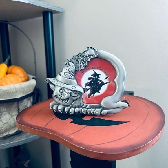 Y2K Vintage 2004 Halloween Kitty Cat Witch Silver Metal Picture Frame. - Picture 2 of 4